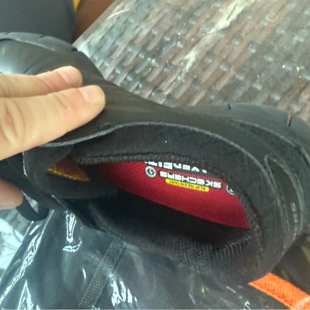Sketchers women relaxfit slip resistant work shoes size 6 - Picture 16 of 16